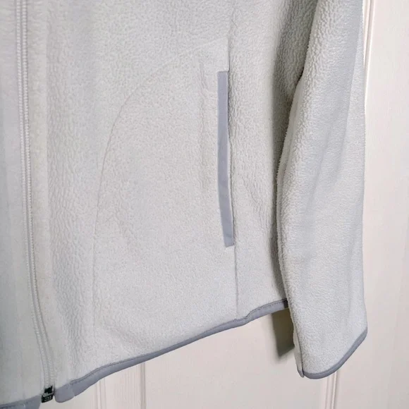 Old Navy White/Cream Fleece Jacket with Gray Trim - Picture 5 of 9